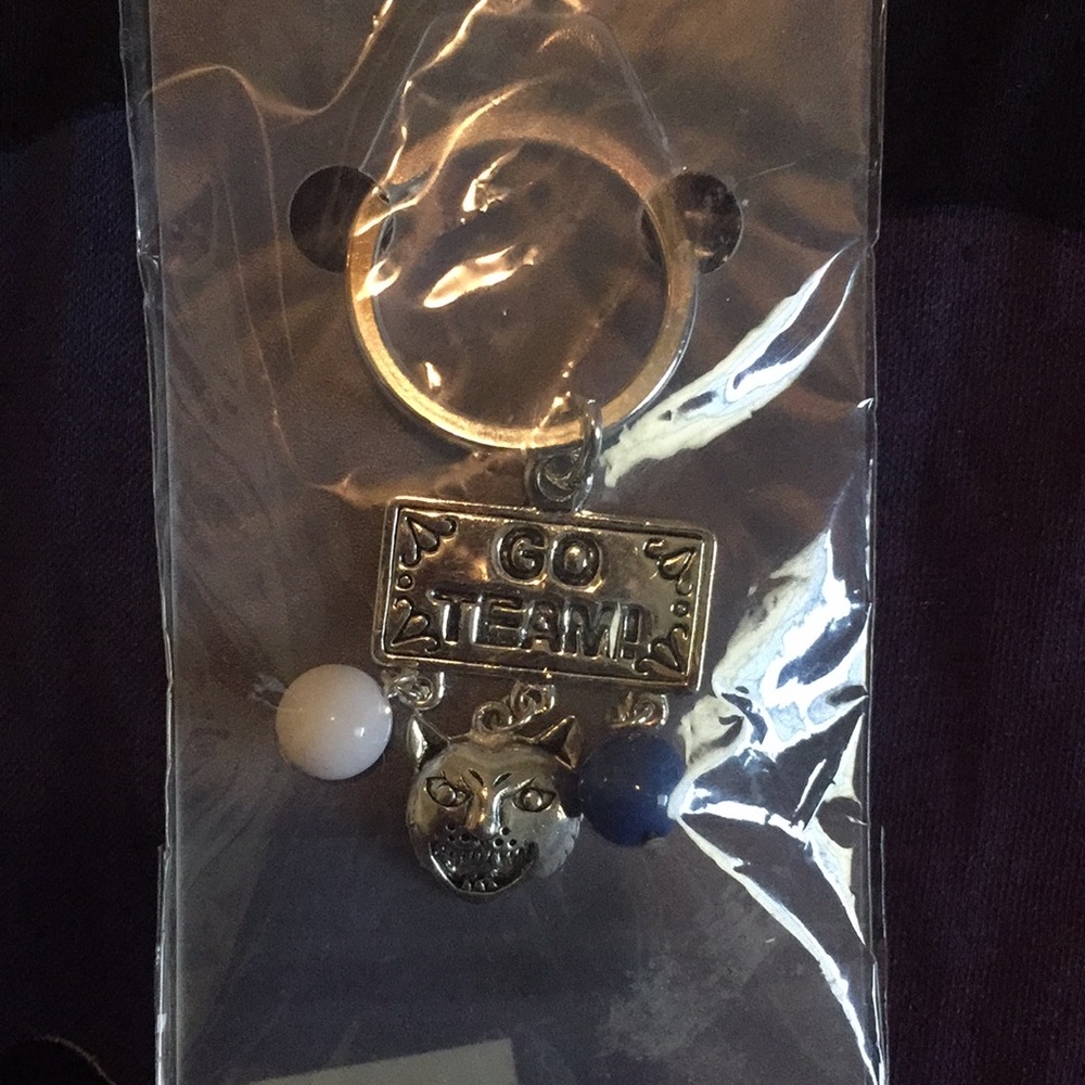 Go team keychain
